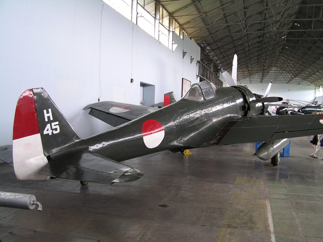 Nakajima Ki-43-IIIb Hayabusa está en exhibición en el Satria Mandala Armed Forces Museum en Jakarta, Indonesia