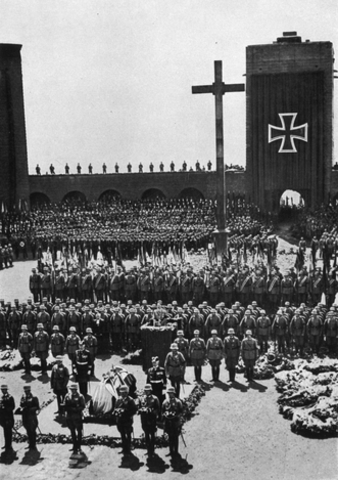 Funeral de Estado del presidente Paul von Hindenburg, Tannenberg, Alemania, 1934