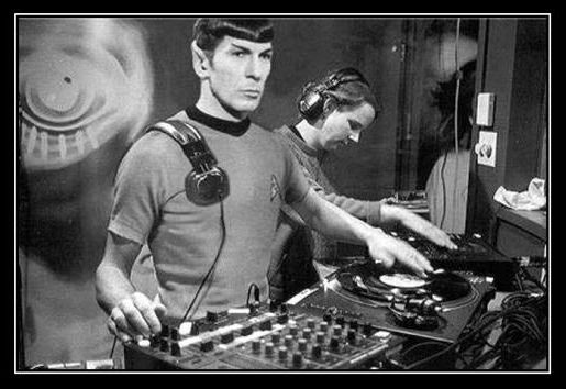 [Bild: DJ_Spock.jpg]