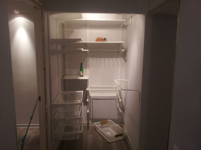 Холодильник в кладовке в панельном доме фото
