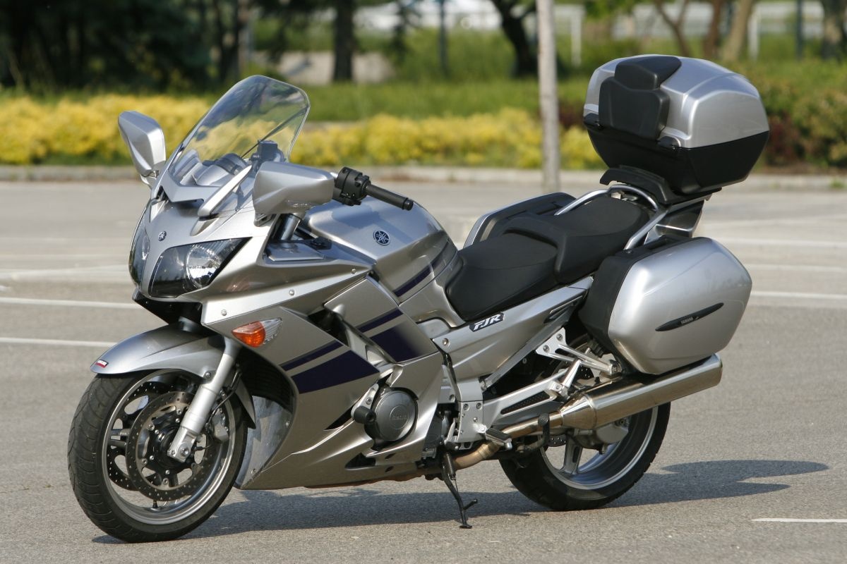 Yamaha-fjr1300a-1.jpg