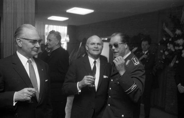 Imagen de Steinhoff en una reunión en la sede de la OTAN