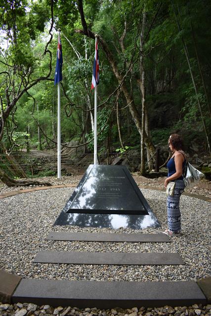 KOH TAO: PLANETA MARAVILLOSO - Blogs de Tailandia - DIA 27: HELLFIRE PASS MUSEUM + CASCADAS DE SAI YOK NOI + VIADUCTO WAMPO (21)